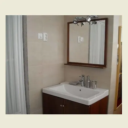 My Rainbow Gay Men's Guest house Lisbon